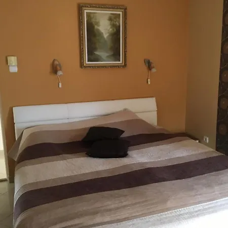 Gruber アパート シオーフォク