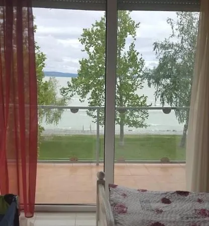 Gruber アパート *